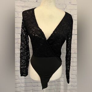 Sheer Lace Full Sleeves Bodysuit - Black size small